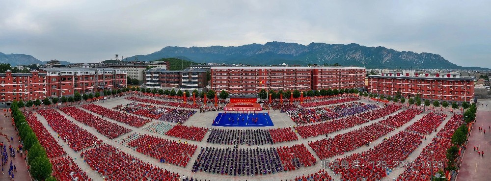 嵩山少林小龙武术学校