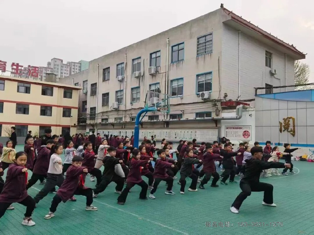 少林武魂润校园 尚武少年强担当｜少林小龙武校走进商埠街小学开展武术进校园活动