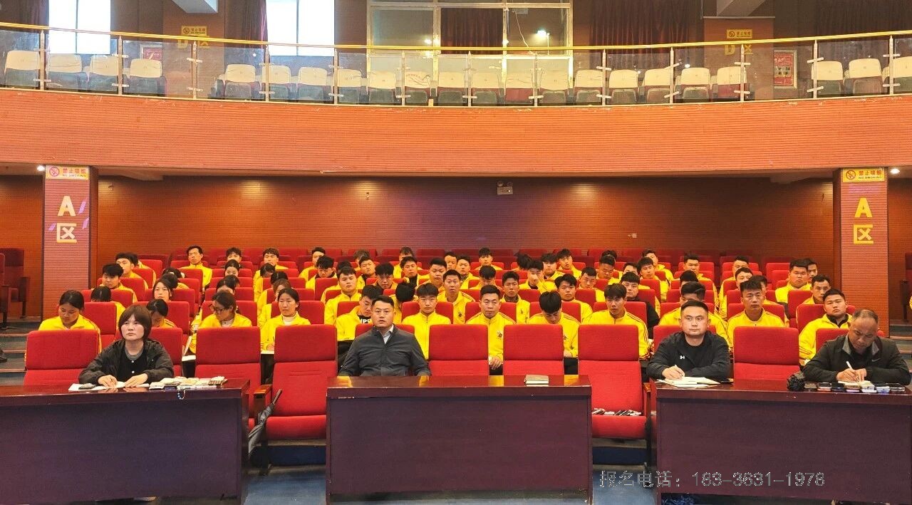 河南少林小龙武校