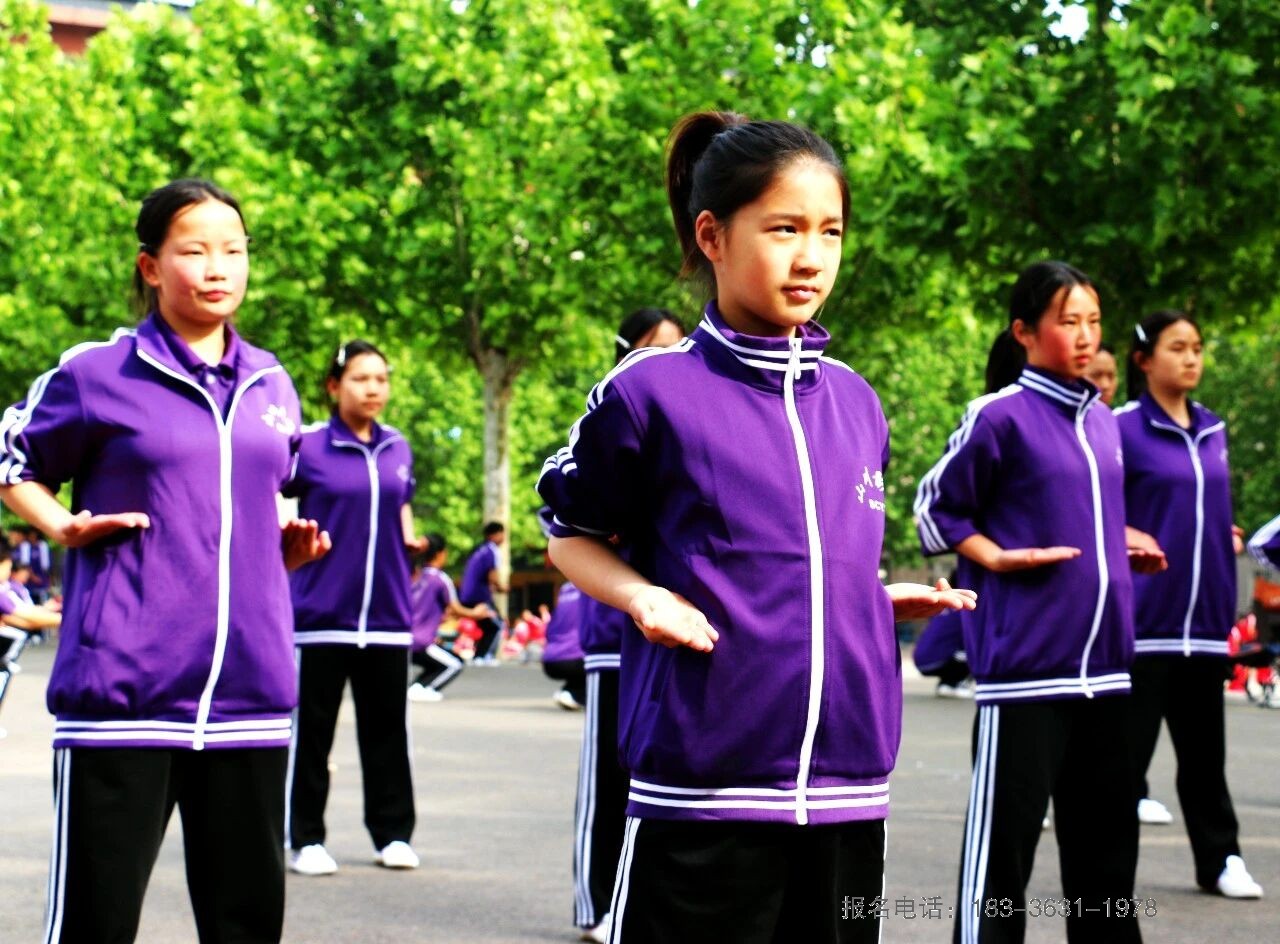 河南少林小龙武校