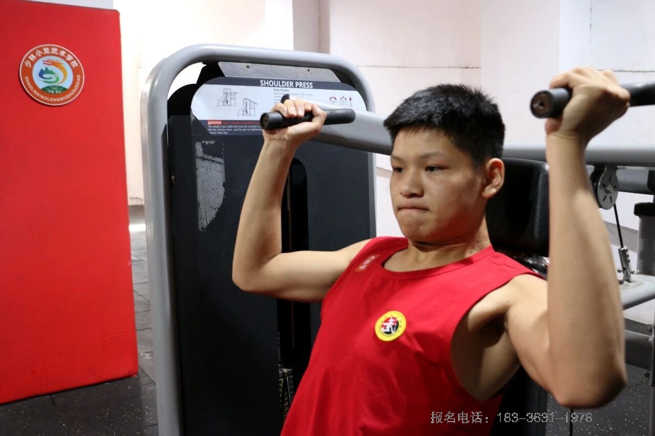 少林小龙武校