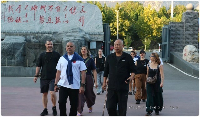 少林小龙武校